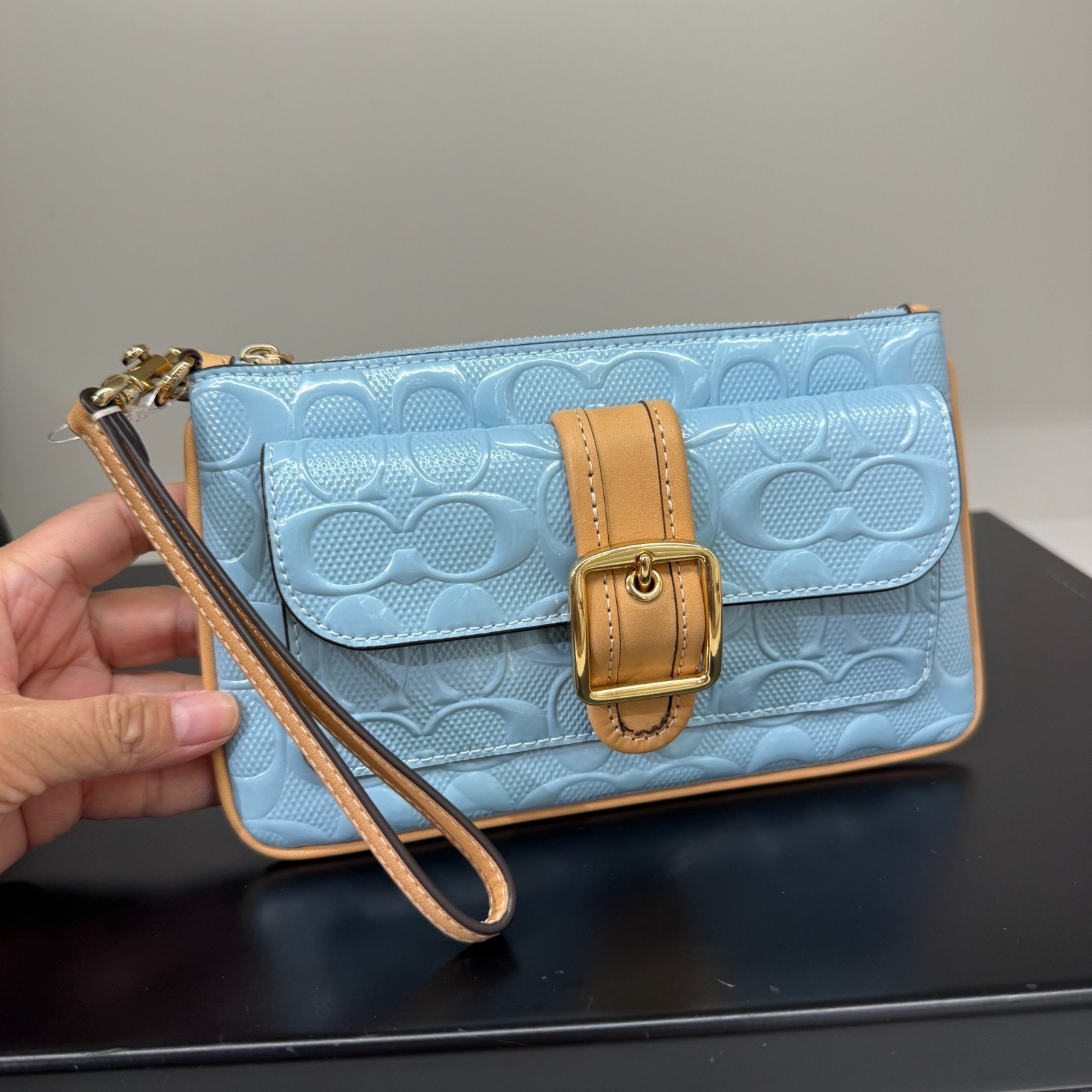 Coach Ashton Wristlet In Signature Leather Cen12 Gold/Light Blue